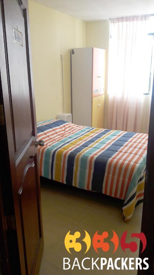 Хостел 335 Backpackers Лима Экстерьер фото